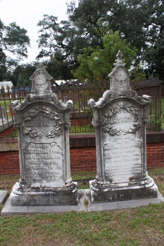 Whiting Clock Graves