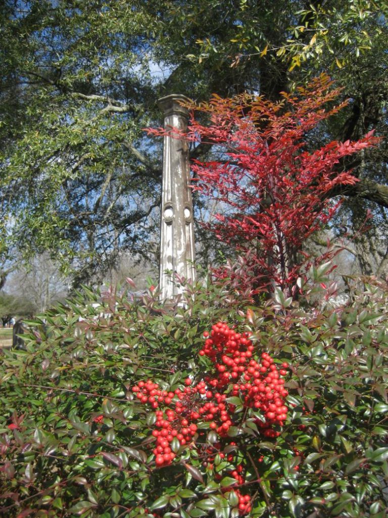 Greensboro Cemetery, obelisk