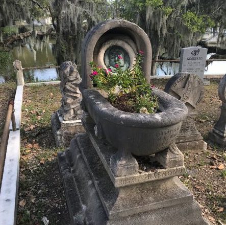 Cradle Grave, Magnolia Cemetery