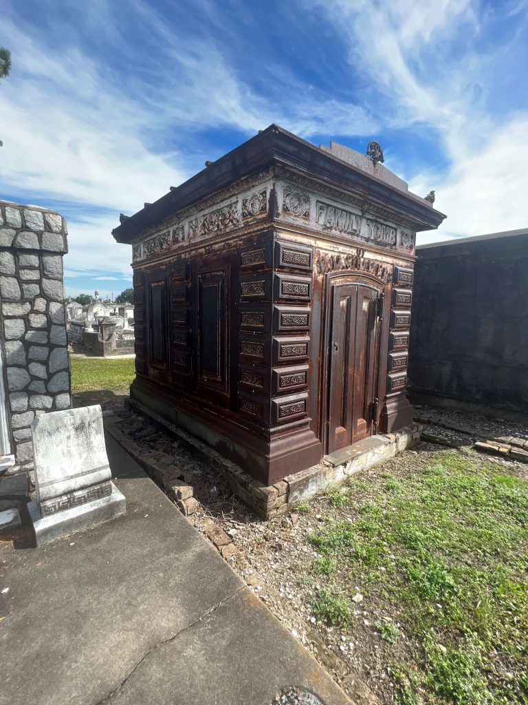 cast iron, Greenwood Cemetery, New Orleans, Mausoleum